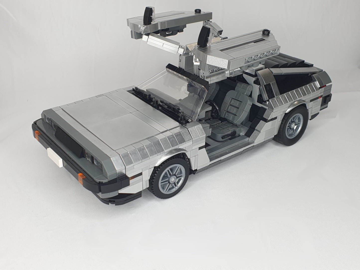 Bluebrixx 107706 - 80's Stainless Steel Coupé