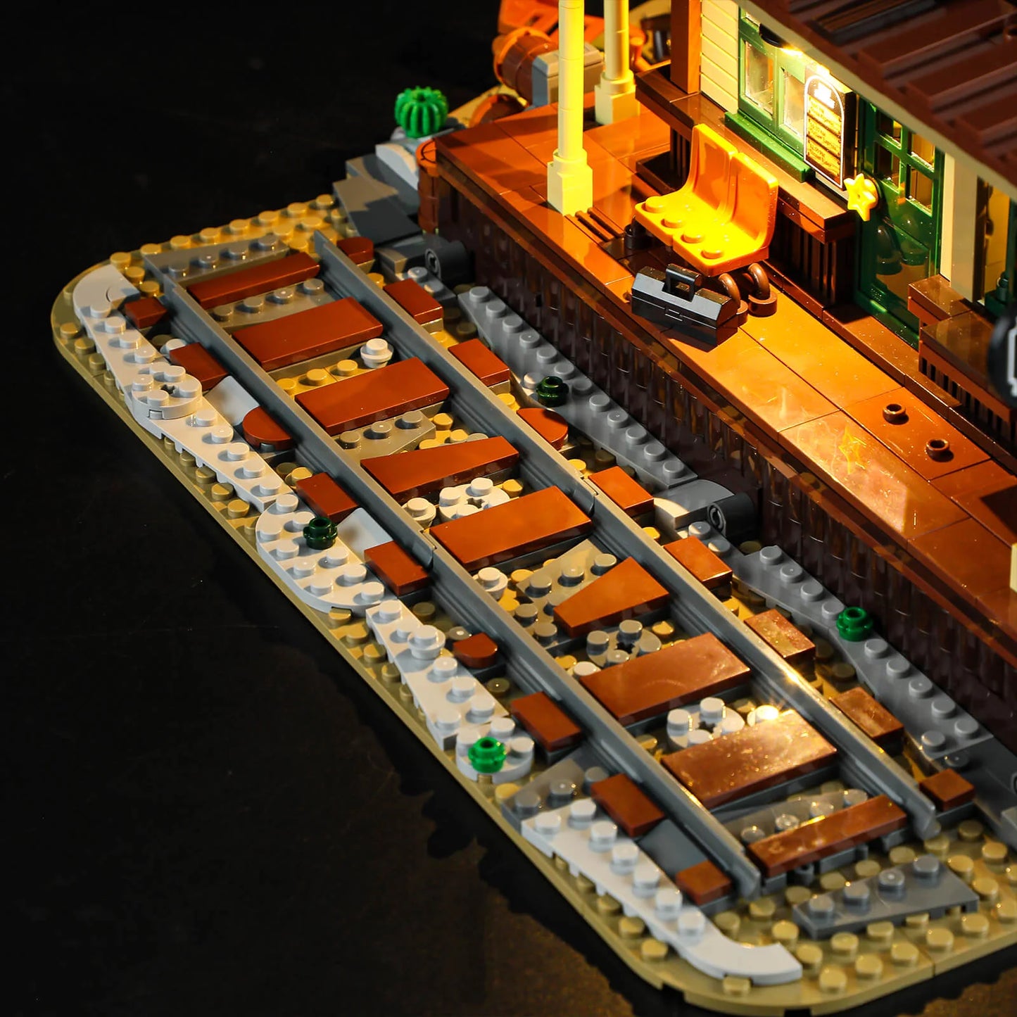 Lumibricks F9039 - Wild West Train Station